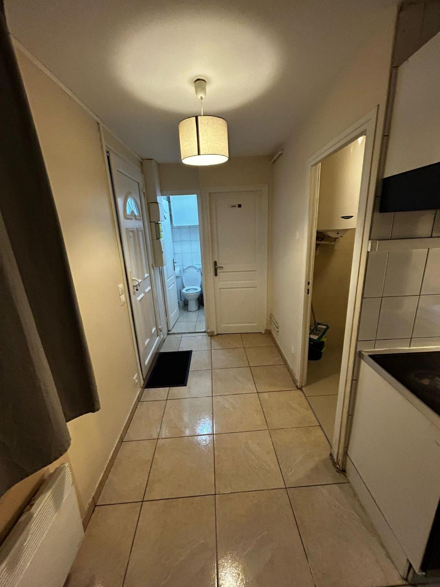 Apartment Light Side Self Checkin Available Sarcelles